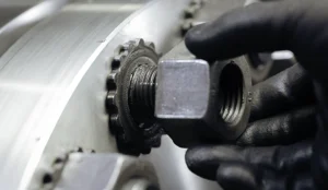 反力ワッシャー